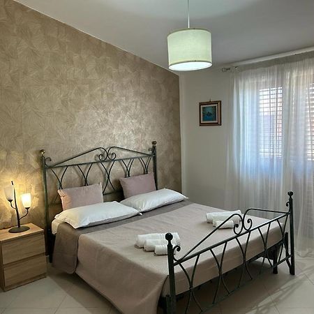 Nina Apartament Giardini Naxos Con Posto Auto Экстерьер фото