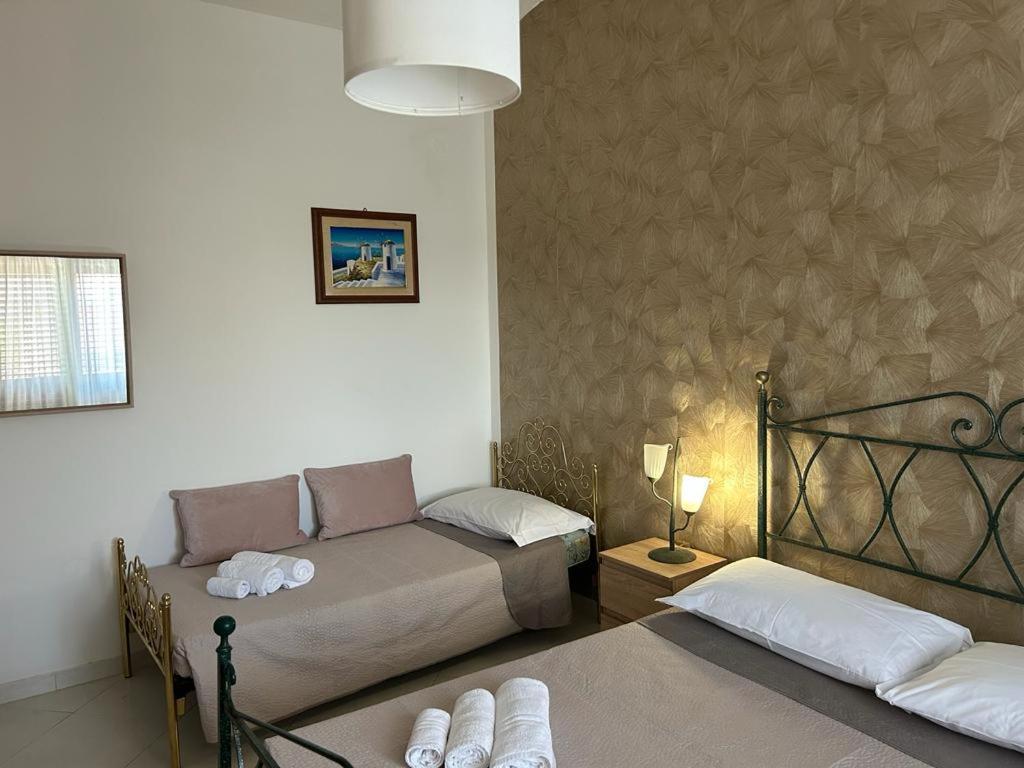 Nina Apartament Giardini Naxos Con Posto Auto Экстерьер фото