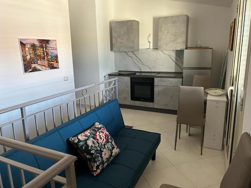 Nina Apartament Giardini Naxos Con Posto Auto Экстерьер фото